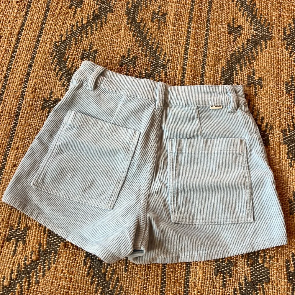 NWOT Billabong Light Blue Corduroy High Waist Women's Shorts - Picture 2 of 9